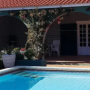 Alojamento de Acomodação e Pequeno-almoço Casa Oliviera