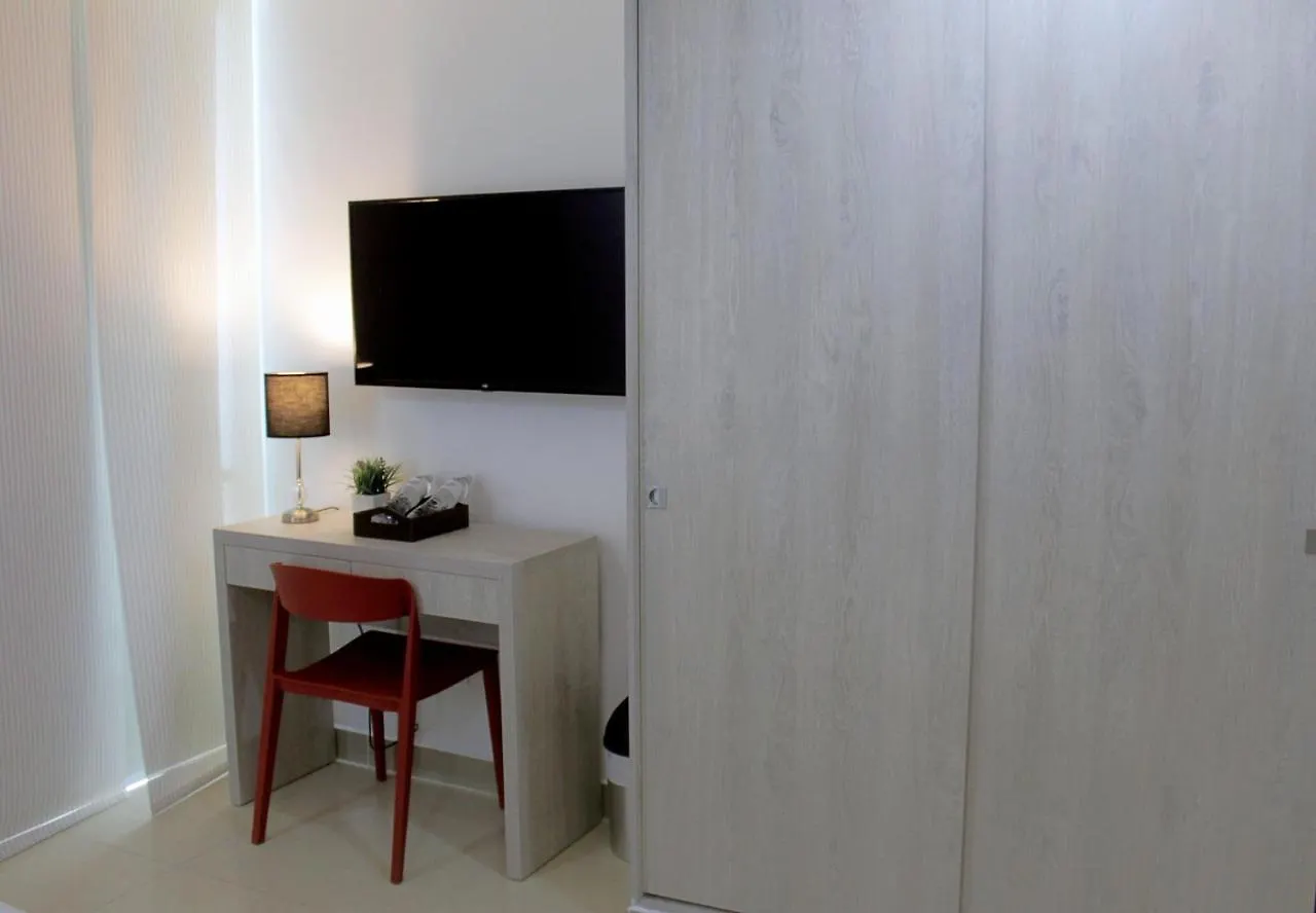 Hotel Suite Comfort Μεντεγίν