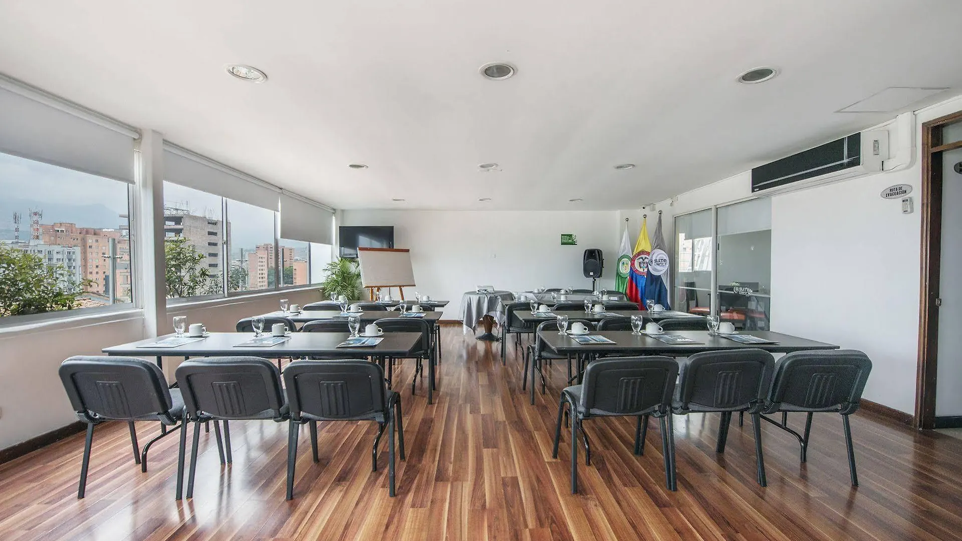 Hotel Suite Comfort Medellin