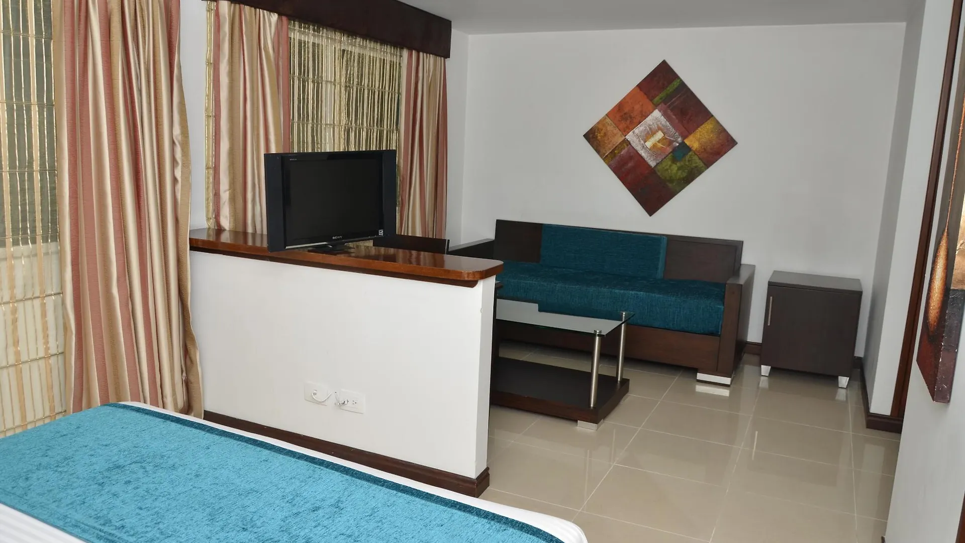 Hotel Suite Comfort Medellin